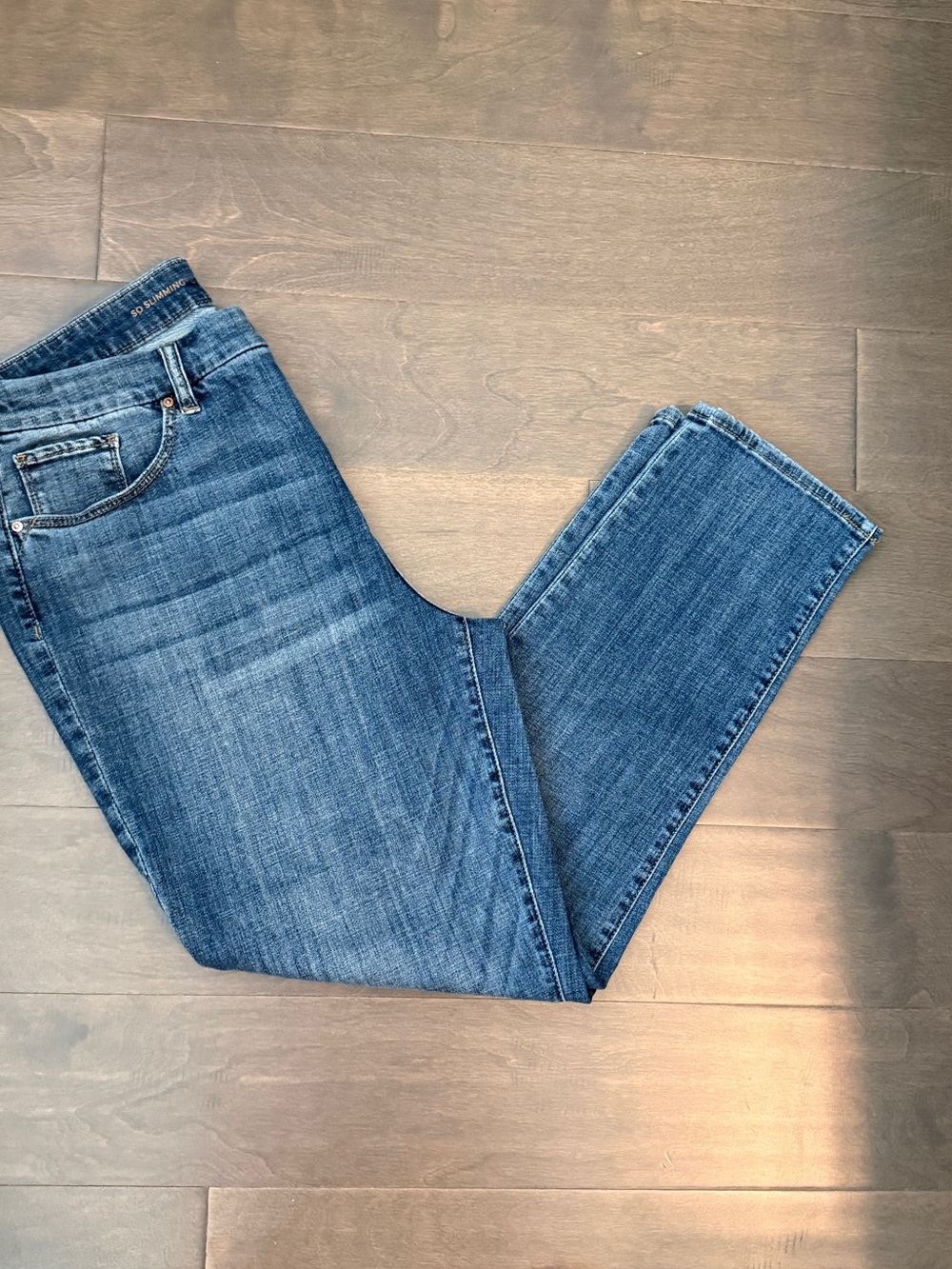 Chico's Denim So Slimming Girlfriend Slim Leg Ankle Jeans Blue Wash 10 Chico 1.5